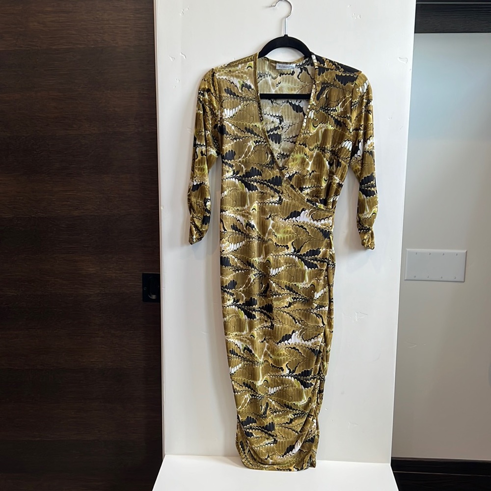 Kokoon brand Long sleeve and below the knee